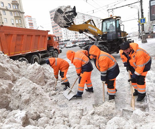 Уборка снега в Северске и  Томской области